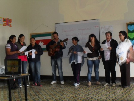 DOCENTES IETM EN LA SEDE MATARREDONDA ARRIBA